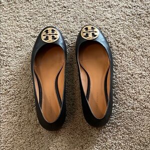 Tory Burch Black Leather Miller Flats, size 7